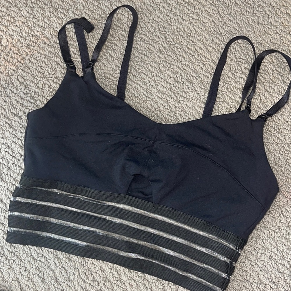 Sports bra